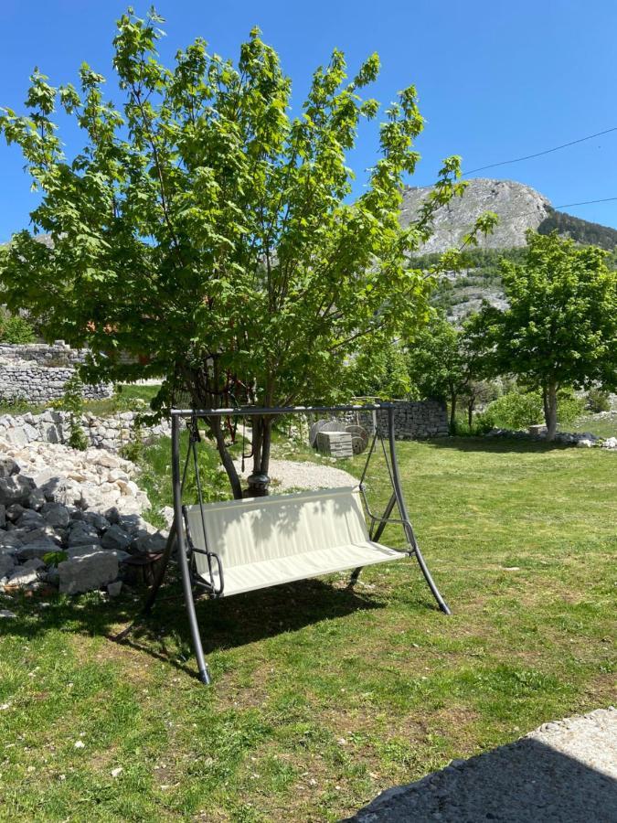 Guest House Markovic Lovcen Cetinje Ngoại thất bức ảnh