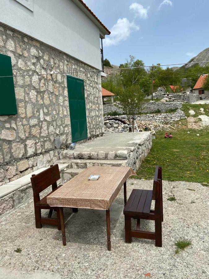Guest House Markovic Lovcen Cetinje Ngoại thất bức ảnh