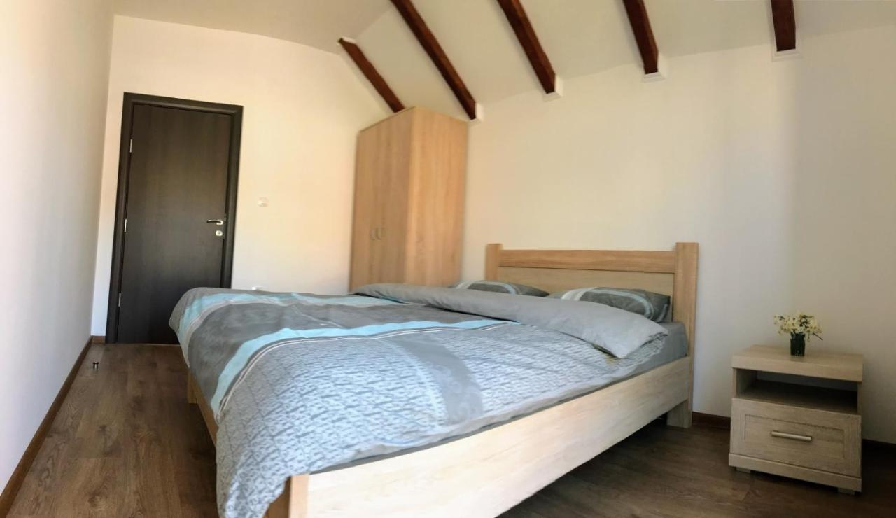 Guest House Markovic Lovcen Cetinje Ngoại thất bức ảnh